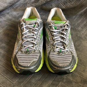 Brooks Ghost 4 Sneakers